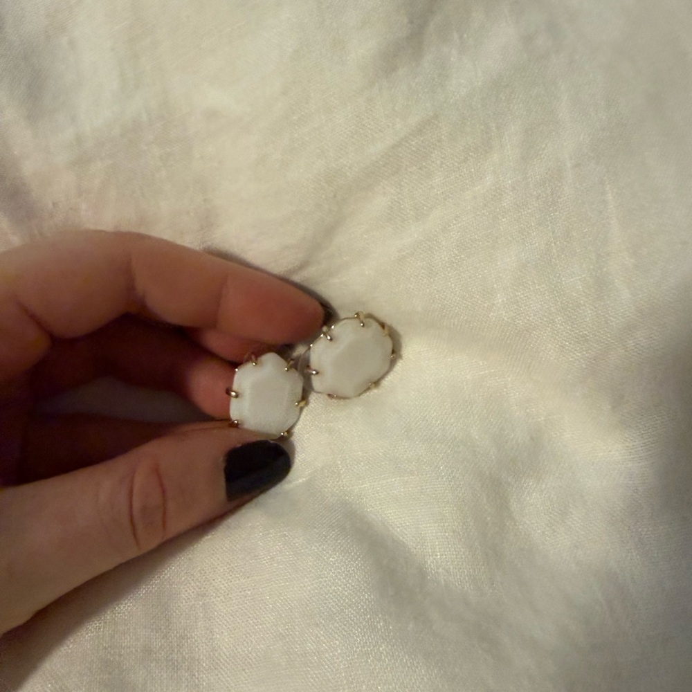 Kendra Scott Gold and White Earrings - Picture 2 of 2